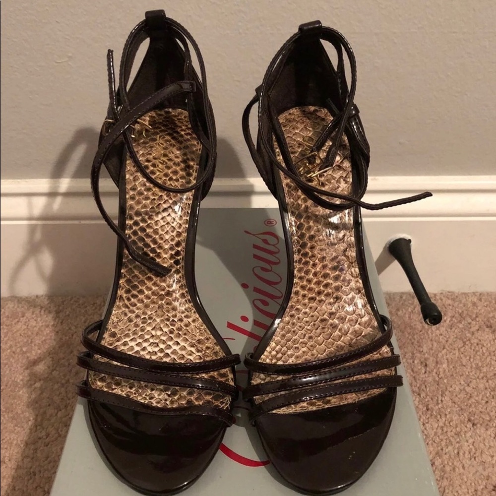 Brown patent leather strappy heel 8.5